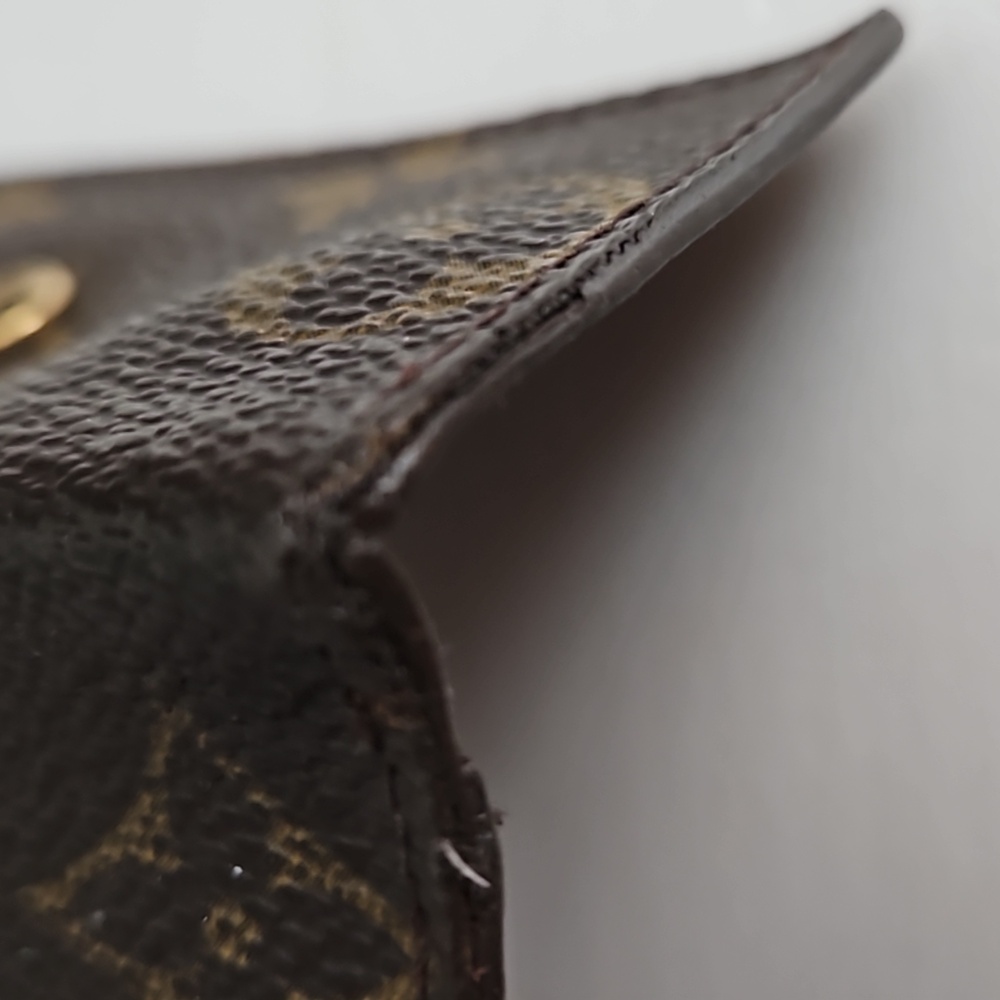 Louis Vuitton 6 Key Holder Monogram *Authentic* - Picture 7 of 17